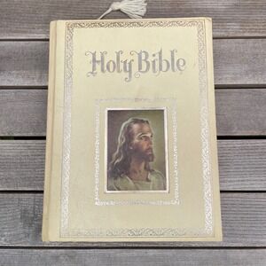 Vintage Regency Holy Bible KJV Red Letter Edition 1978 Thomas Nelson Illustrated
